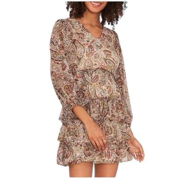 Vince Camuto Dresses & Skirts - Vince Camuto Tiered Mini Dress paisley floral size Large NWT